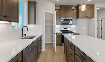 762 NW 28th St Plan: Plan 1549, Battle Ground, WA 98604