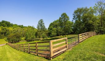300 Fisher Rd, Athens, OH 45701