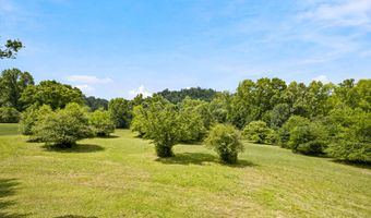 628 Charlotte St, Athens, TN 37303