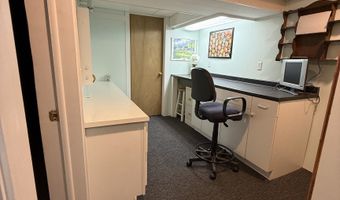125 Curve Hill Rd, Cheshire, CT 06410