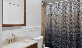 1311 Wellington Pl, Aberdeen, NJ 07747