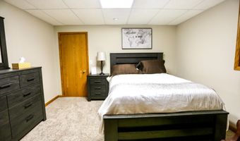 1524 N Harrison St, Aberdeen, SD 57401