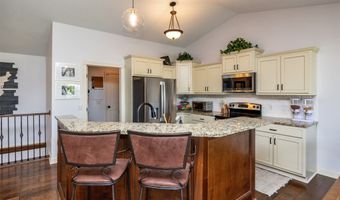 4608 NE Wanda Dr, Ankeny, IA 50021