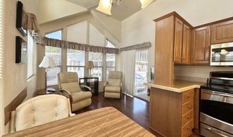 1044 S QUARTZ Dr, Apache Junction, AZ 85119