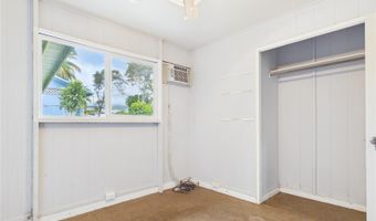 1261 Ulupii St, Kailua, HI 96734