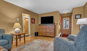 7261 Bluebill St, Algonac, MI 48001