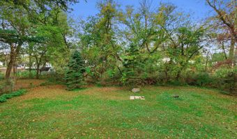 440 BEVERLY Dr, Amherst, WI 54406