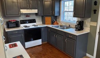 329 Villa Heights Dr, Bastian, VA 24314