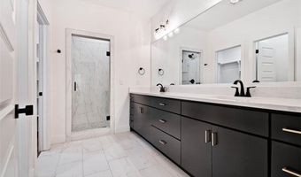 1 Consett Ln, Bella Vista, AR 72714