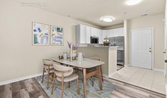 15614 EVERGLADE Ln 203, Bowie, MD 20716