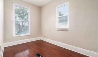 908 Ellsworth Ave, Columbus, OH 43206