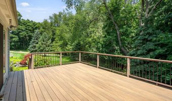 970 Cramton Ave NE, Ada, MI 49301