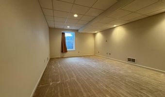 3118 Planeview Dr, Adrian, MI 49221