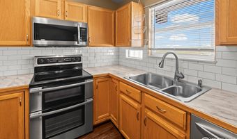 301 Linden Oaks Dr, Ault, CO 80610