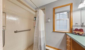 302 W Douglas St, Arlington, MN 55307
