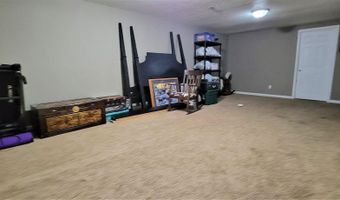 105 Briar Cove Rd, Algona, IA 50511
