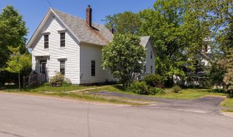 100 Cedar St, Belfast, ME 04915