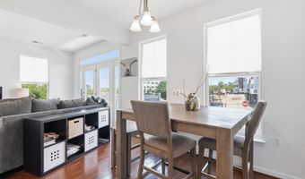 42167 CANARY GRASS Sq, Aldie, VA 20105