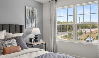 5989 SKYLAR Dr, Atlanta, GA 30336