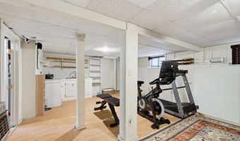 37 Fleetwood Ave, Bethel, CT 06801