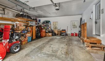 9 Mosher Dr, Brookline, NH 03033