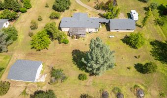 17055 Palm Ave, Anderson, CA 96007