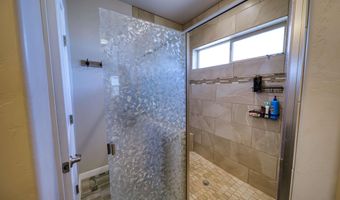 3813 S Sunnyview Ave, Carlsbad, NM 88220