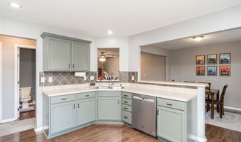 316 SW 50th St, Ankeny, IA 50023