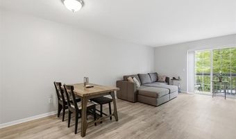 3146 Promenade Cir, Ann Arbor, MI 48108