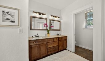 111 Nursery St, Ashland, OR 97520
