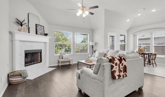 741 Nandina Rd, Weatherford, TX 76086