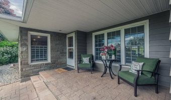 109 Golf Course Rd, Amsterdam, NY 12010