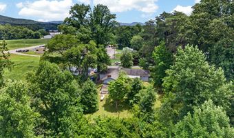 120 Pineview Dr, Albany, KY 42602