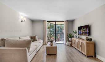 20367 W Country Club Dr L25, Aventura, FL 33180