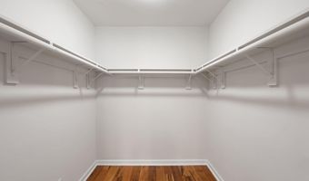 7324 AUBURN St, Annandale, VA 22003