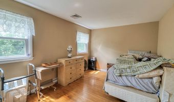 139 Pennsylvania Ave, Absecon, NJ 08201