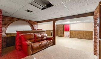 25542 W Warren St, Dearborn Heights, MI 48127