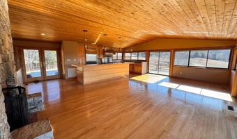 72 JORDANS Rd, Amissville, VA 20106