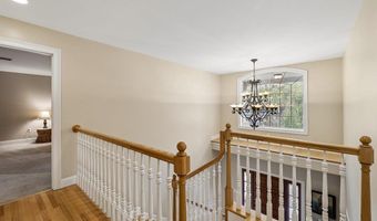 5 Millstone Ter, Bedford, NH 03110