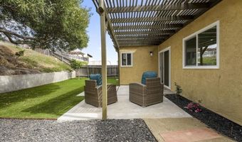 1744 Round Tree Dr, Oceanside, CA 92056