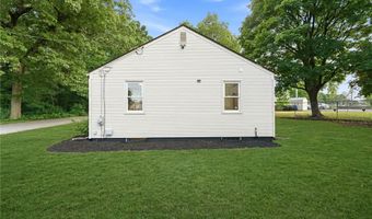 28 Plain St, East Providence, RI 02916