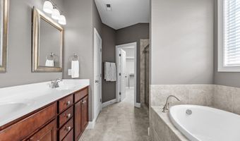 511 Mill Hopper Ln, Apex, NC 27502