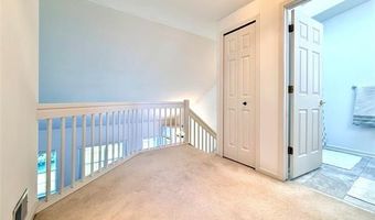1870 Lindsay Ln, Ann Arbor, MI 48104