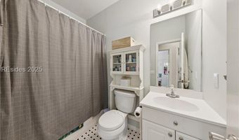 15 Palmetto Beach Dr, Bluffton, SC 29910
