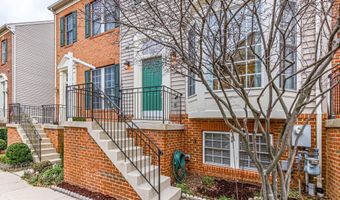 953 HARRISON Cir, Alexandria, VA 22304