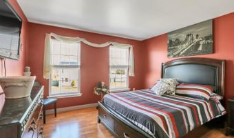 25 Cannonball Dr, Barnegat, NJ 08005