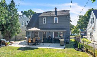 116 Ridgewood Dr, Amherst, NY 14226