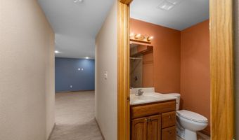 209 W Ironwood St, Brandon, SD 57005