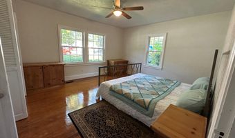 904 N Academy St, Ahoskie, NC 27910