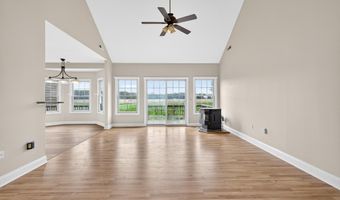 82 DORIAN Dr, Dover, DE 19904